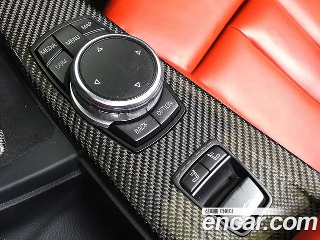 BMW M4 2017 — фото 17