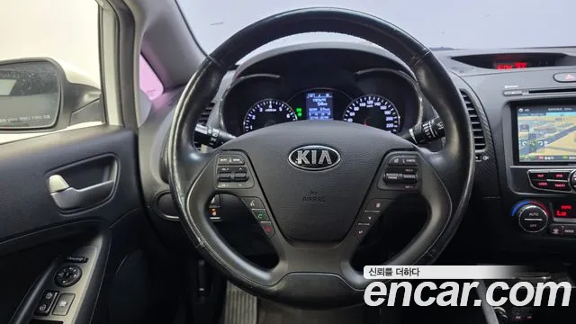Kia K3 2014 — фото 19