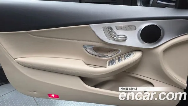 Mercedes-Benz C-Class 2017 — фото 14