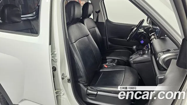 Hyundai Casper 2023 — фото 16