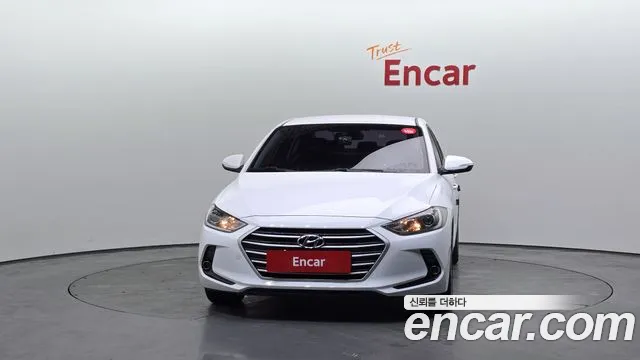 Hyundai AVANTE 2018 — фото 3
