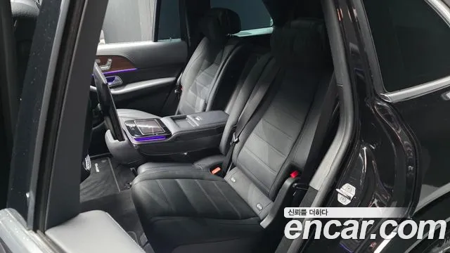 Mercedes-Benz GLS-Class 2021 — фото 18