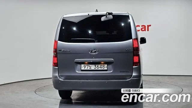 Hyundai Starex 2021 — фото 4