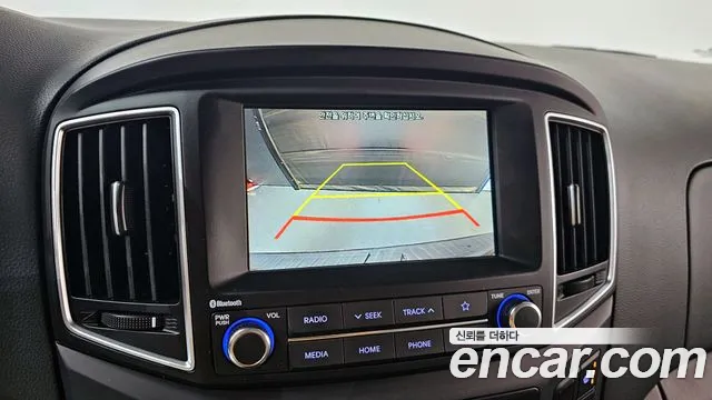 Hyundai Starex 2021 — фото 14