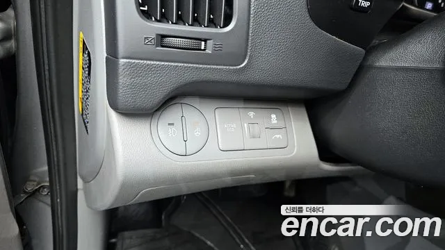 Hyundai Starex 2021 — фото 16