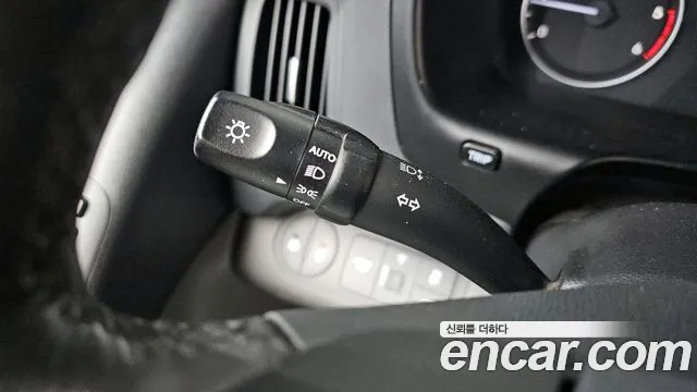 Hyundai Starex 2021 — фото 17
