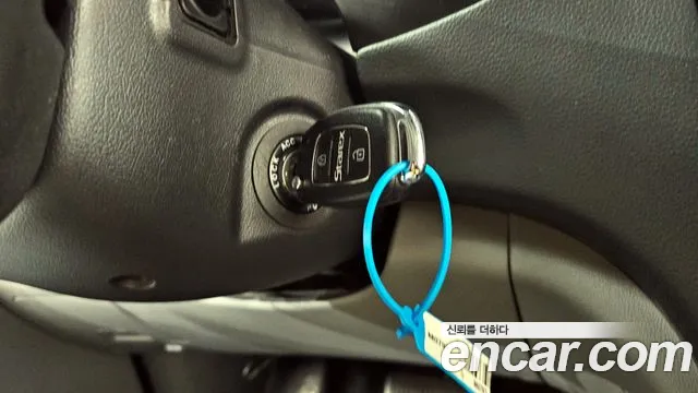 Hyundai Starex 2021 — фото 18