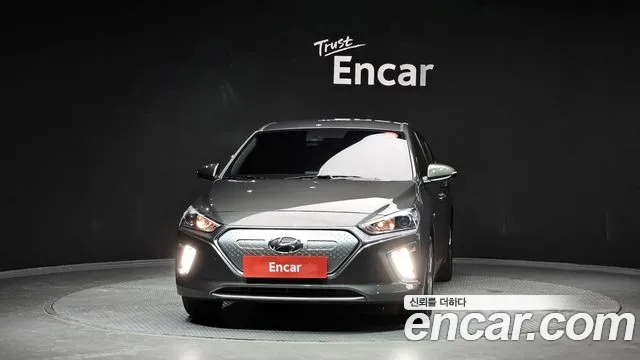 Hyundai Ioniq 2020 — фото 3