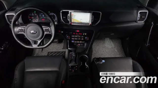 Kia Sportage 2018 — фото 10