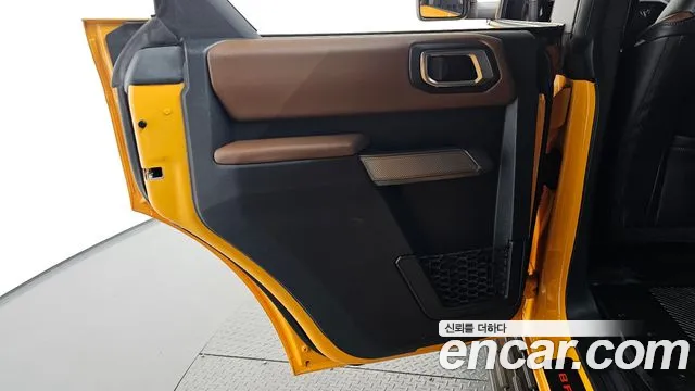 Ford Bronco 2022 — фото 15