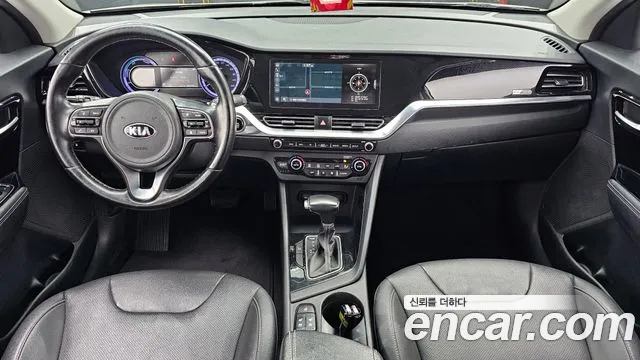 Kia Niro 2020 — фото 7