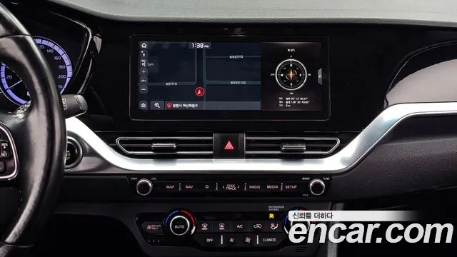 Kia Niro 2020 — фото 14