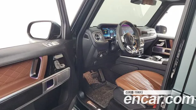 Mercedes-Benz G-Class 2023 — фото 10