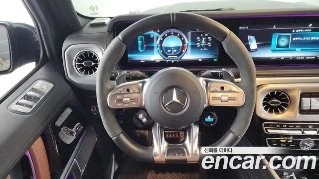 Mercedes-Benz G-Class 2023 — фото 12