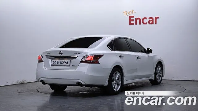 Nissan Altima 2016 — фото 1