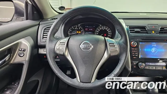 Nissan Altima 2016 — фото 18