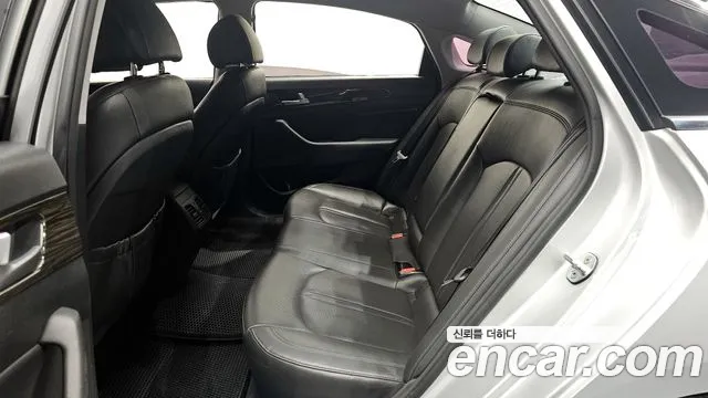 Hyundai Sonata 2015 — фото 12
