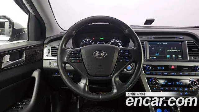 Hyundai Sonata 2015 — фото 13
