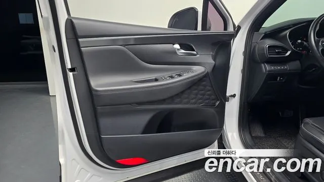 Hyundai Santafe 2021 — фото 13
