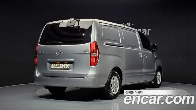 Hyundai Starex 2015 — фото 2
