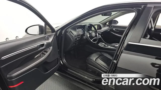 Hyundai Sonata 2021 — фото 10