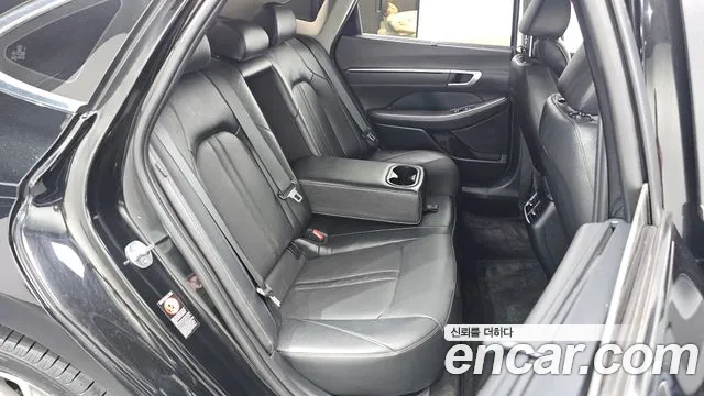 Hyundai Sonata 2021 — фото 11