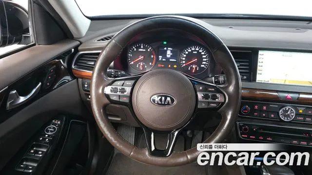 Kia K7 2016 — фото 13