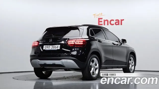 Mercedes-Benz GLA-Class 2019 — фото 2