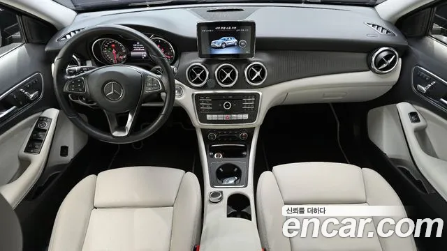 Mercedes-Benz GLA-Class 2019 — фото 10