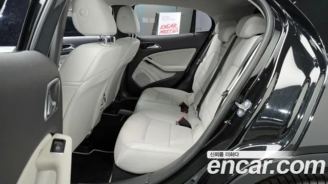 Mercedes-Benz GLA-Class 2019 — фото 18
