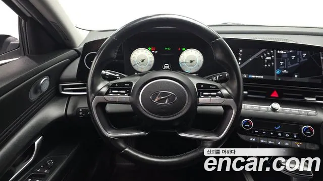 Hyundai AVANTE 2021 — фото 19