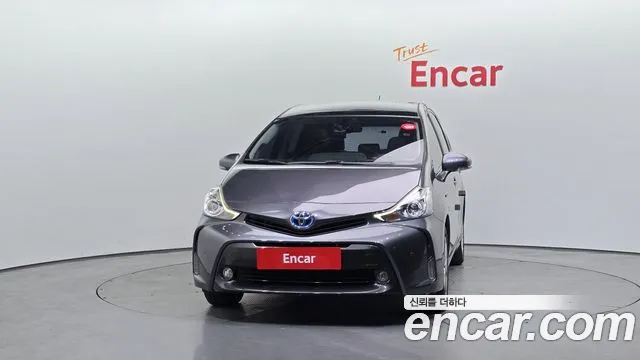 Toyota Prius 2017 — фото 3