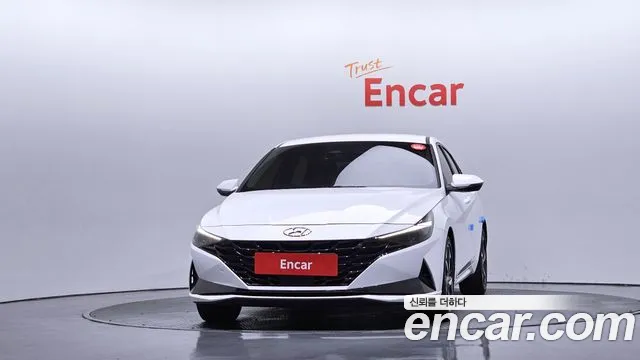 Hyundai AVANTE 2023 — фото 3