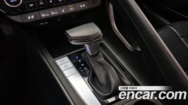 Hyundai AVANTE 2023 — фото 12