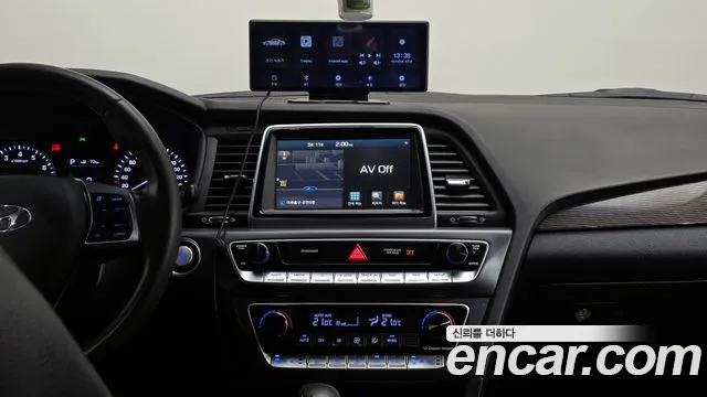 Hyundai Sonata 2018 — фото 13