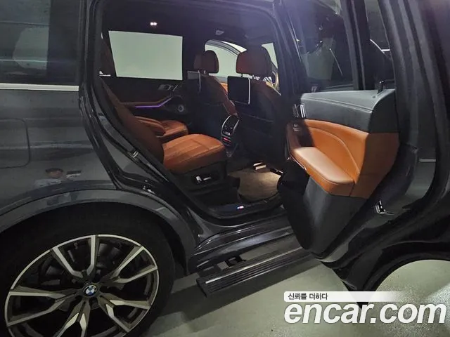 BMW X7 2020 — фото 17