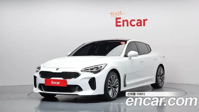 Kia Stinger 2018 — фото 1