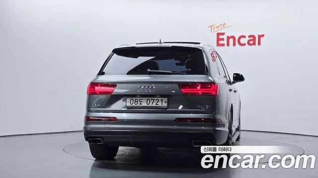 Audi Q7 2016 — фото 4