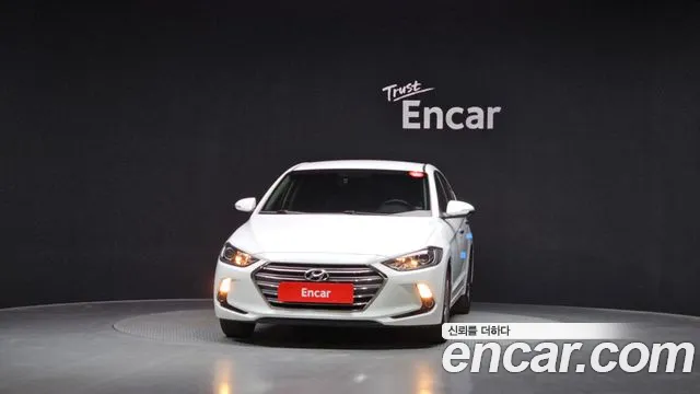 Hyundai AVANTE 2016 — фото 3