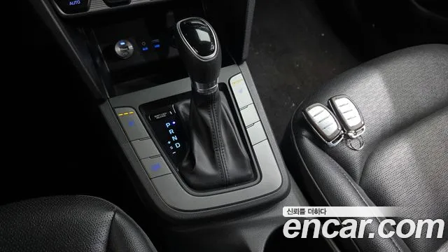 Hyundai AVANTE 2019 — фото 11