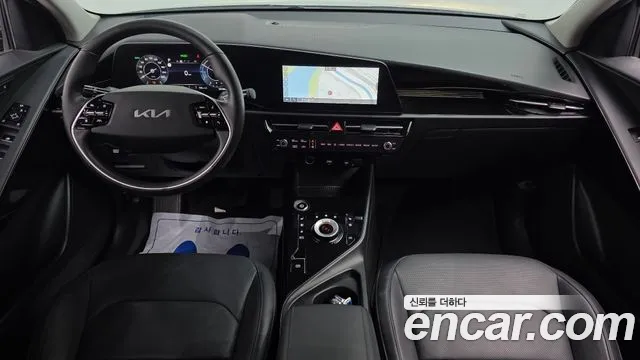 Kia Niro 2024 — фото 10