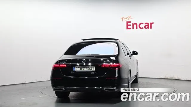 Mercedes-Benz S-Class 2023 — фото 4