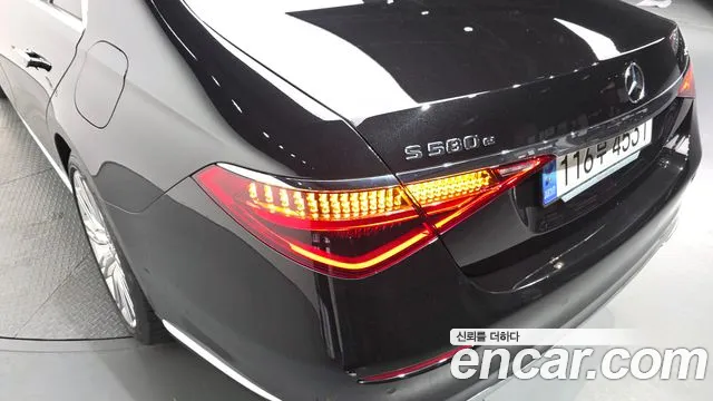 Mercedes-Benz S-Class 2023 — фото 9