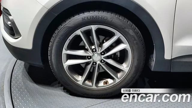 Hyundai Santafe 2017 — фото 5