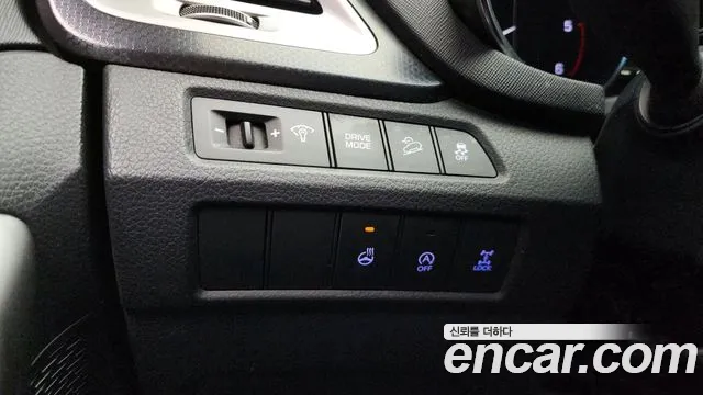 Hyundai Santafe 2017 — фото 16