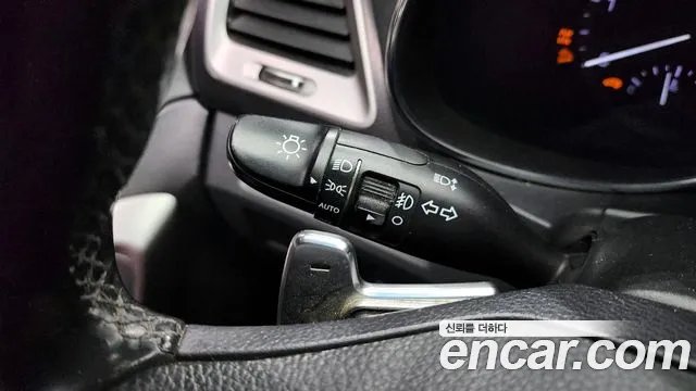 Hyundai Santafe 2017 — фото 17