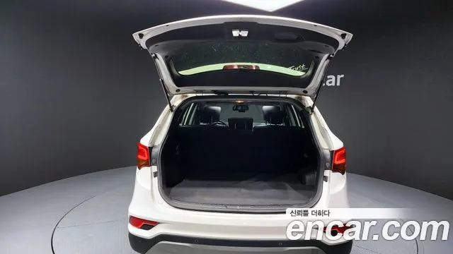 Hyundai Santafe 2017 — фото 19