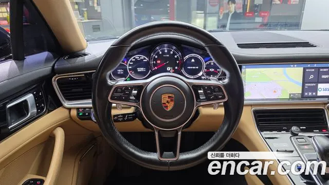 Porsche Panamera 2018 — фото 13