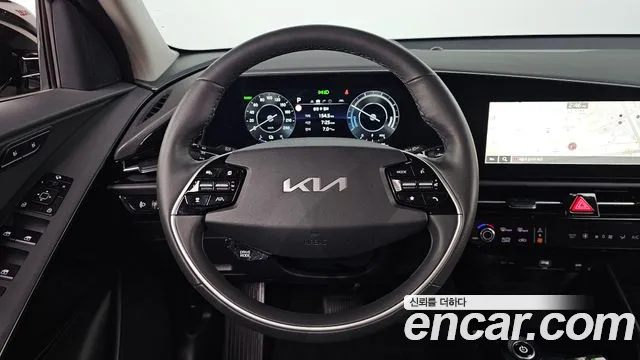 Kia Niro 2024 — фото 19