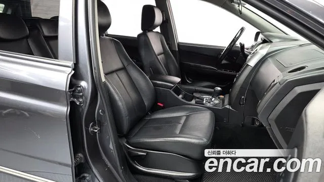KG_Mobility_Ssangyong KORANDO 2017 — фото 11